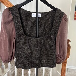 Self Contrast Ribbed Knit Crop Top with Satin Puff Sleeves (Crop)